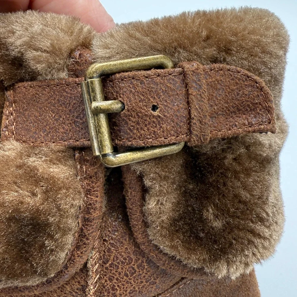 Bass‎ Women Brown Faux Fur Lined Ankle Boots With Buckle Accent Size 6M Leather